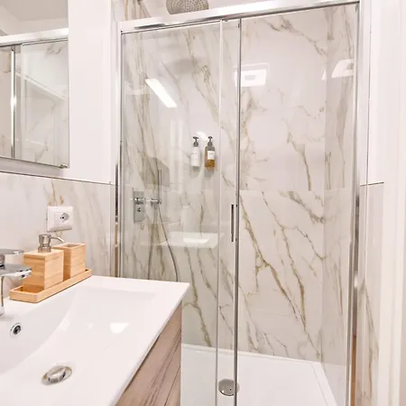 بيت ضيافة Caesar's Quarters - Private In