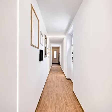 بيت ضيافة Caesar's Quarters - Private In