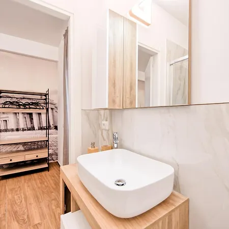 Guest house Caesar's Quarters - Private In